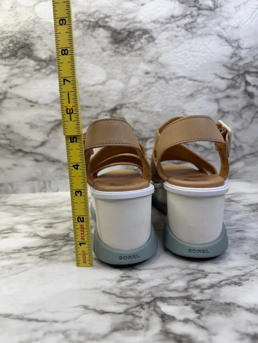 Sorrel Neutral Tan Platform Strappy Sandal with Buckle size 7 almost new